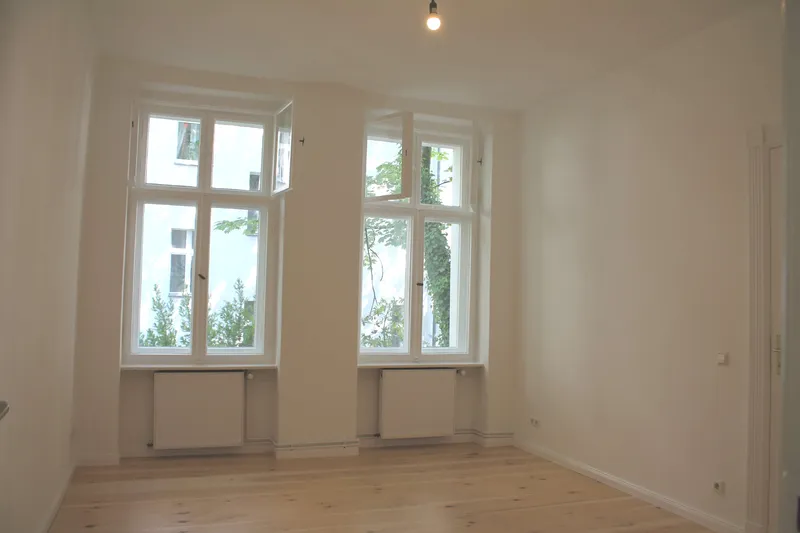 Schöne 2-Zi.-Altbau-WE in Friedenau / 3 Jahre Mindestmietzeit! — photo 1